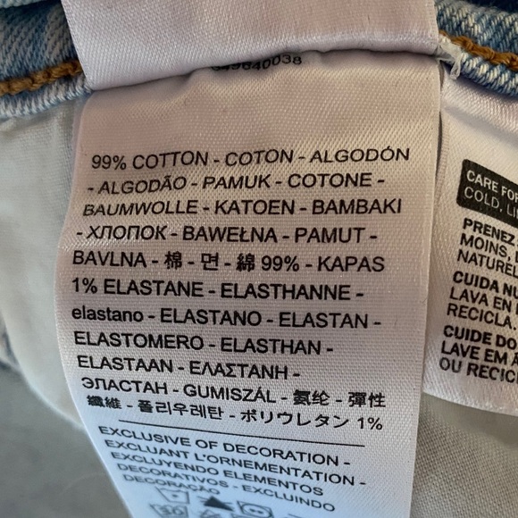 Levi's Pale Blue Jeans - Picture 4 of 6